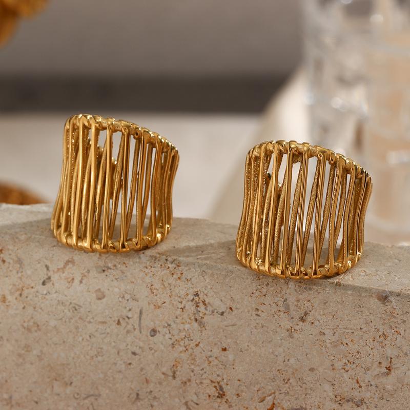 

Cluster Rings 2021 Fashion Creative Design Exaggerated Wide Face Woven Index Finger Ring Women 18K Gold Plated Punk, Golden;silver