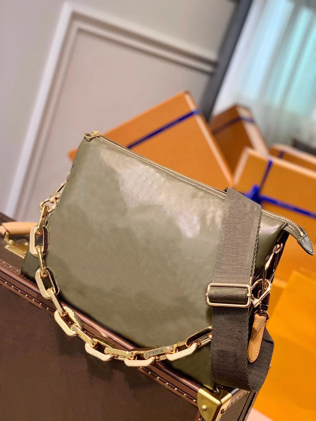 

M57782 coussin mm handbag bag Khaki Green puffy pillow shoulder bags women genuine calf leather embossed pattern Chain carry Purse clutch crossbody handbags M57783, Black