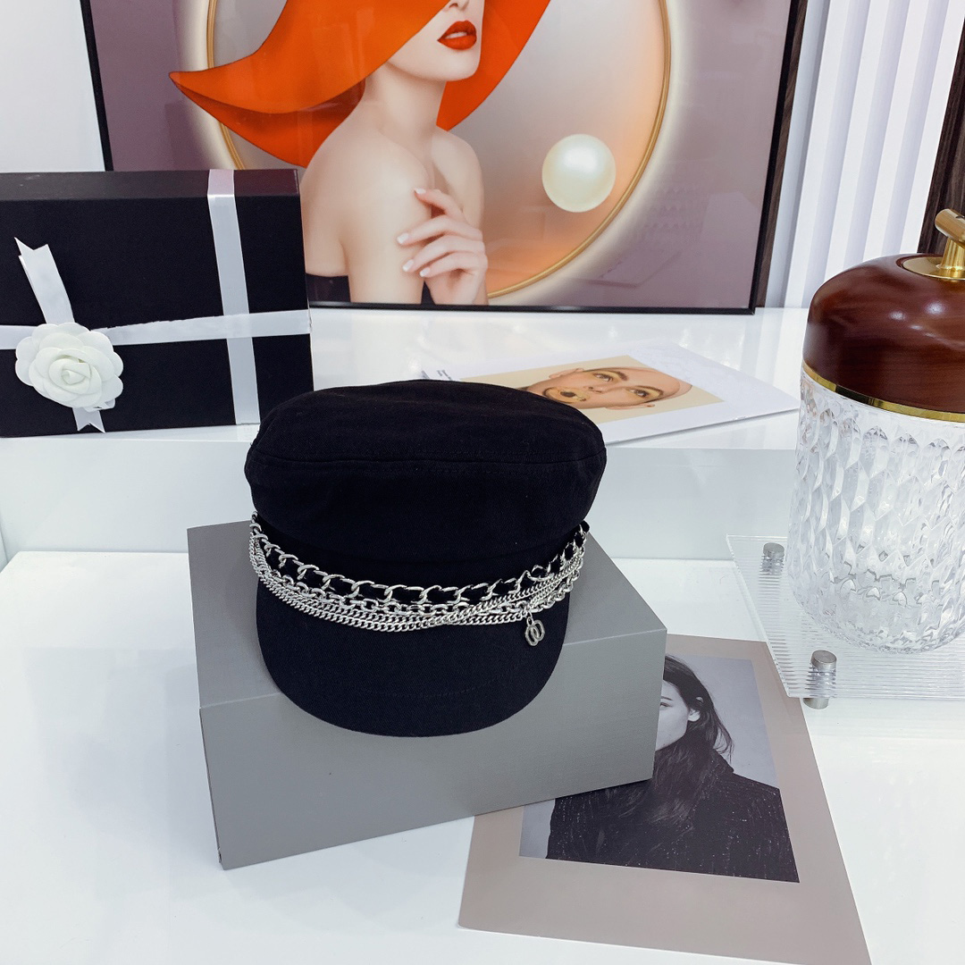 

Chain Designer C Letters High Quality Flat Top Navy Hat Small Sweet Wind Women Korean Luxury Fashion Casual Net Red Same Style Sun Shading Cap In Autumn and Winter, Black