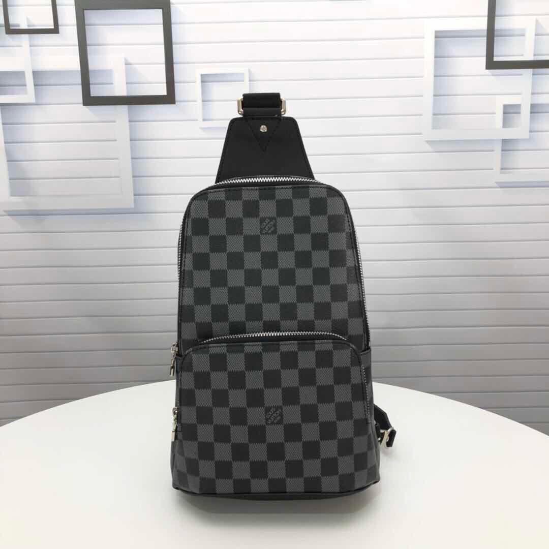 

Famous brand handbag designer messenger bag luxury men's chest bag classic flower letter design element M41719