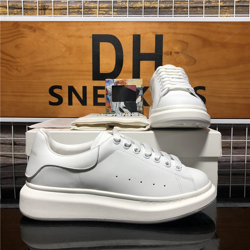 

High Quality Men Women Genuine Leather Velet Shoes Pairs Sneakers Womens Fashion Blcak White Platform Flat Outdoors Daily Dress Party Trainers Sneaker, Gifts