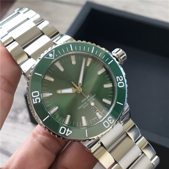 

2021 men's watch size 43.5mm with SW200 movement thickened sapphire double layer blue film glass mirror high strength waterproof 300 me, Slivery;brown