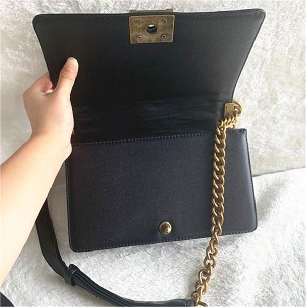 

Ladies Handbag Brand Luxury Designer Bag 2021 Leather Gold Chain Crossbody Clutch Lock Black Lambskin One Shoulder Wallet Flip Multi-pack, Pink classic flap silver chain