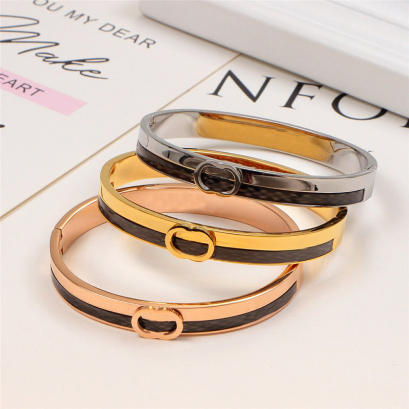

Trendy Letter Steel Bracelets With Stamps Titanium Steel Plated 18K Rose Gold Bangles Women Color Golden Bangle