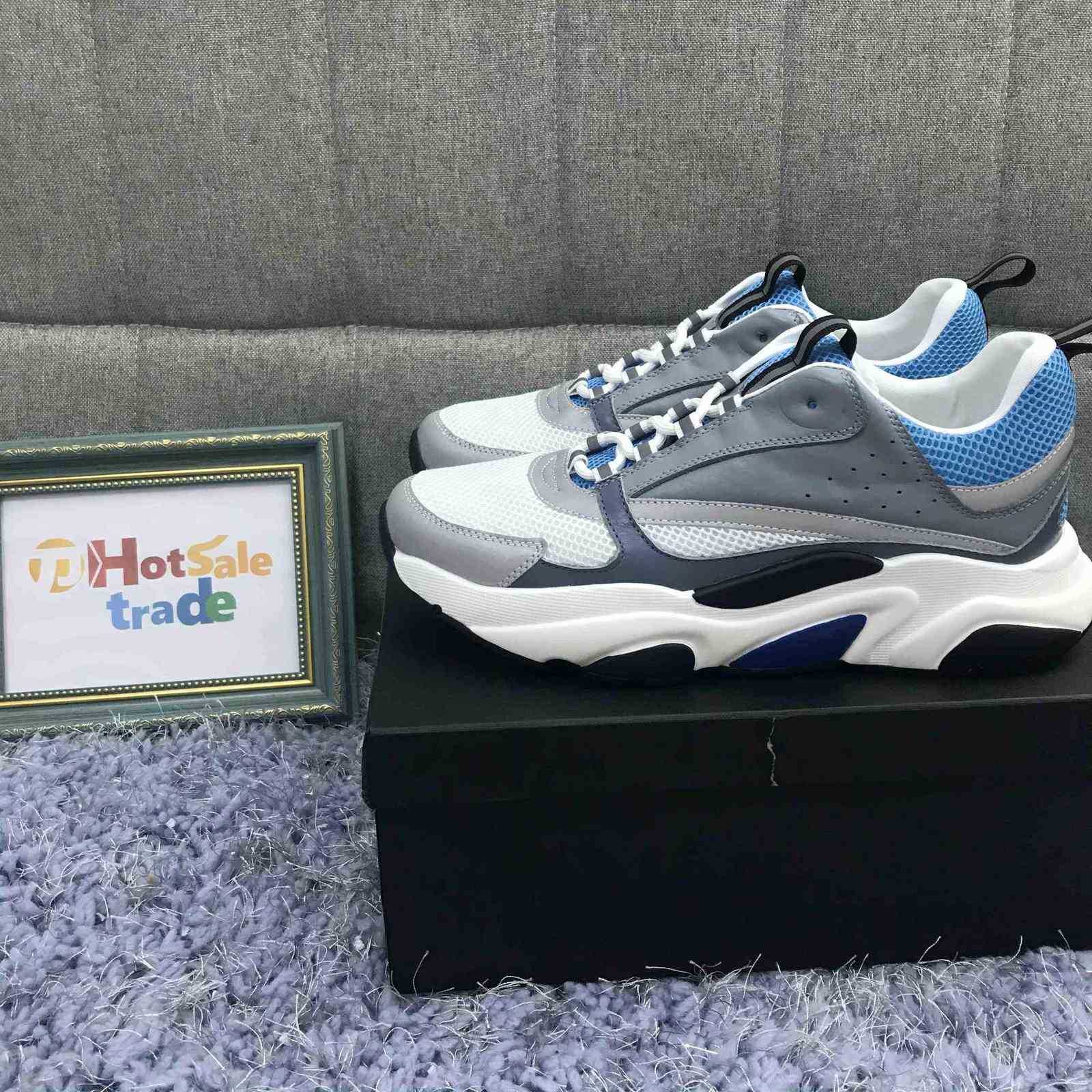 

Designer Boots For Toddlers Sneaker Mens Trainers All Reflective Shoe Tops Fashion Calfskin Men Women Leather Casual Shoes