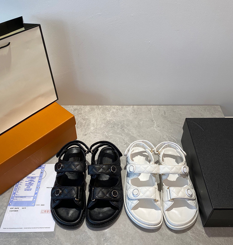 

2021 Luxury Calf leather quilted Platform lady casual sandal black shoes Designer Women Flat sandals 35-40
