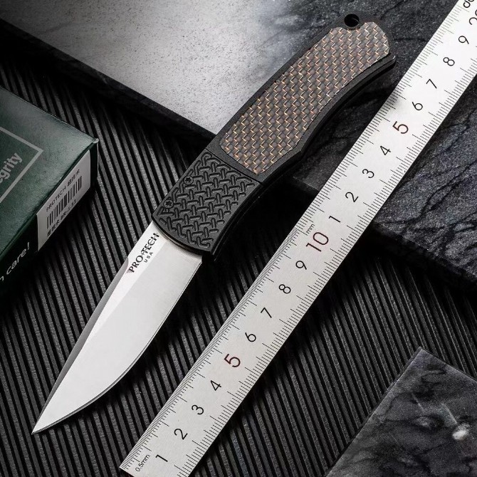 

PROTECH PR-1.51 Magic BR-1 Automatic Folding Knife Whiskers 154CM Blade CNC T6 Aluminum Alloy Carbon Fiber Handle AUTO Outdoor Gift EDC Tool