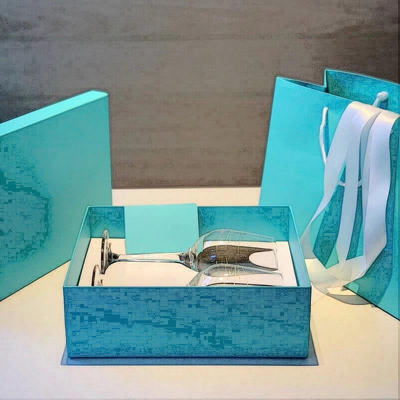 

High quality 2pcs wine PARTY White champagne glass MOET with boxes
