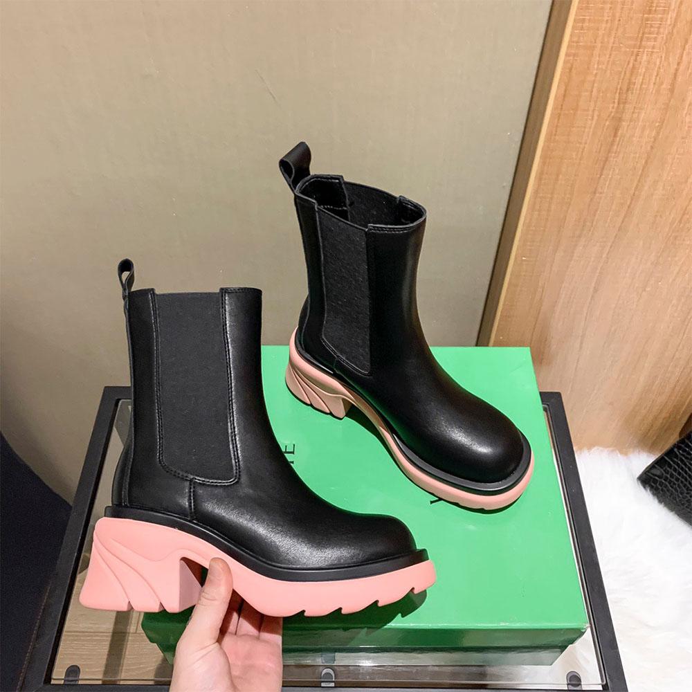 2021 TOP Tendance ROSE Sole Boot Fashion Luxury Tire Leatheraer Booties Femmes Plate-forme Chunky Chaussures Lady Knight High-boot Designer Taill