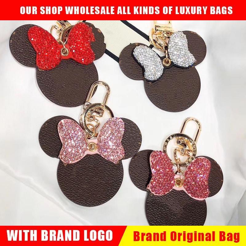 

New Diamond KEYCHAIN designed by top designers high-quality leather cartoon MOUSE keychain couple gift woman bag pendant car key pendant, Slivery;golden