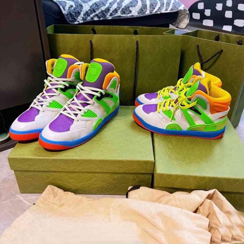 

2021 Limited edition men sneakers top High shoes Demetra sports casual rubber sole trainers with fullpackage show style gentleman yemianbu