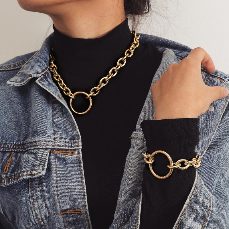 

Pendant Necklaces Retro Exaggerated Thick Chain Circle Necklace Bracelet Set Hip Hop Collarbone Choker Clavicle Fashion Joker Sweater