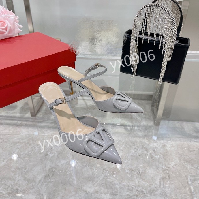 

Rhyton Shoes Beige Men 35-42 Trainers Vintage Luxury Chaussures Ladies Shoe Fashion Sneakers Wave Mouth Sneaker yh211203, Choose the color