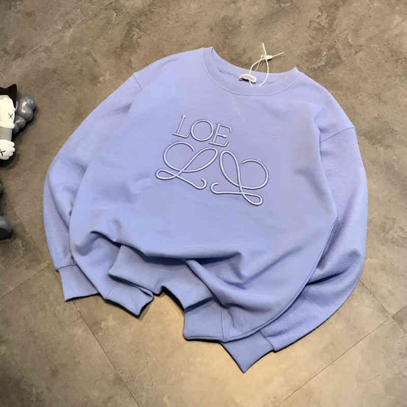 

2022 Factory Wholesale New Spring fashion loe couples reverse three-dimensional embroidery casual round neck men's and women's uniform, Purple