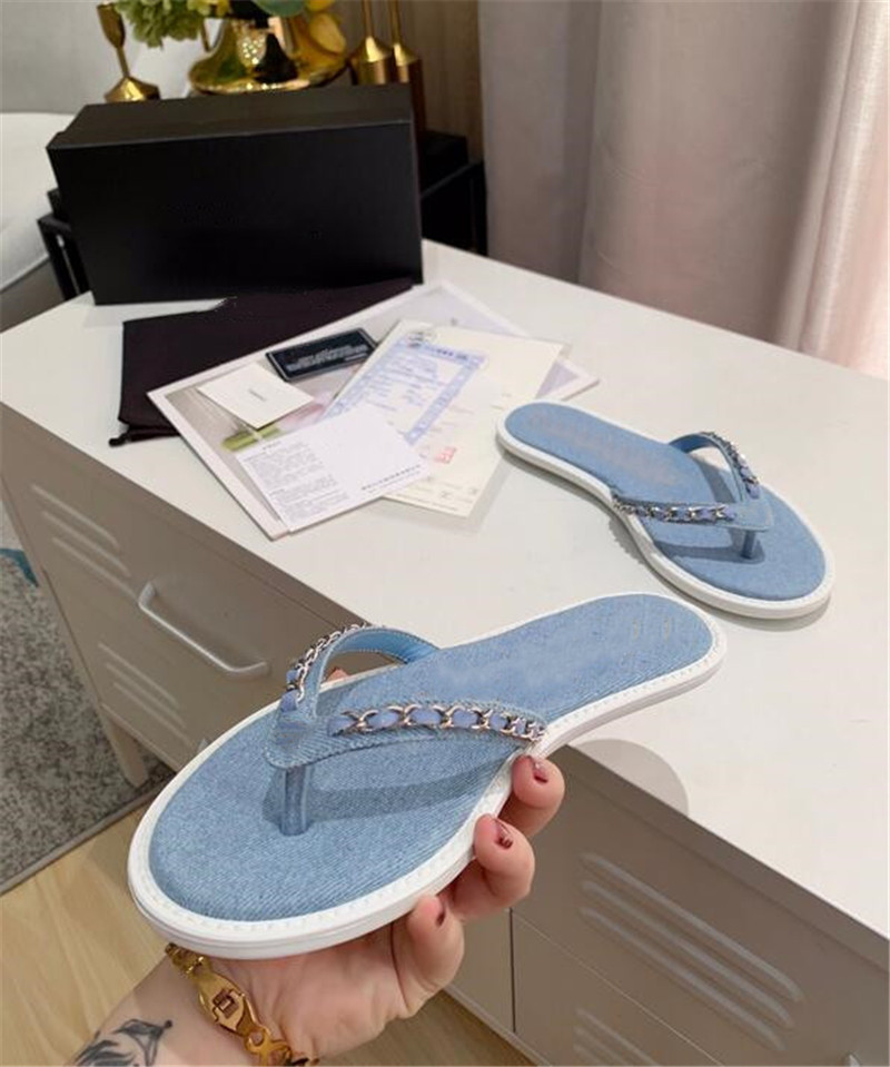 

Fashion Women's Casual Slippers base Beach slipper high quality leather shoes female flip flops comfortable open toed Sandals LETTERS-C5266