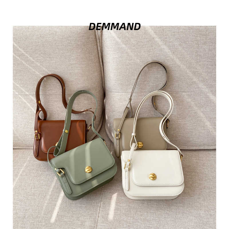 

Niche fashion single shoulder 2021 summer new high-grade feeling cowhide small square leather women's bag Crossbody trend, Deep black