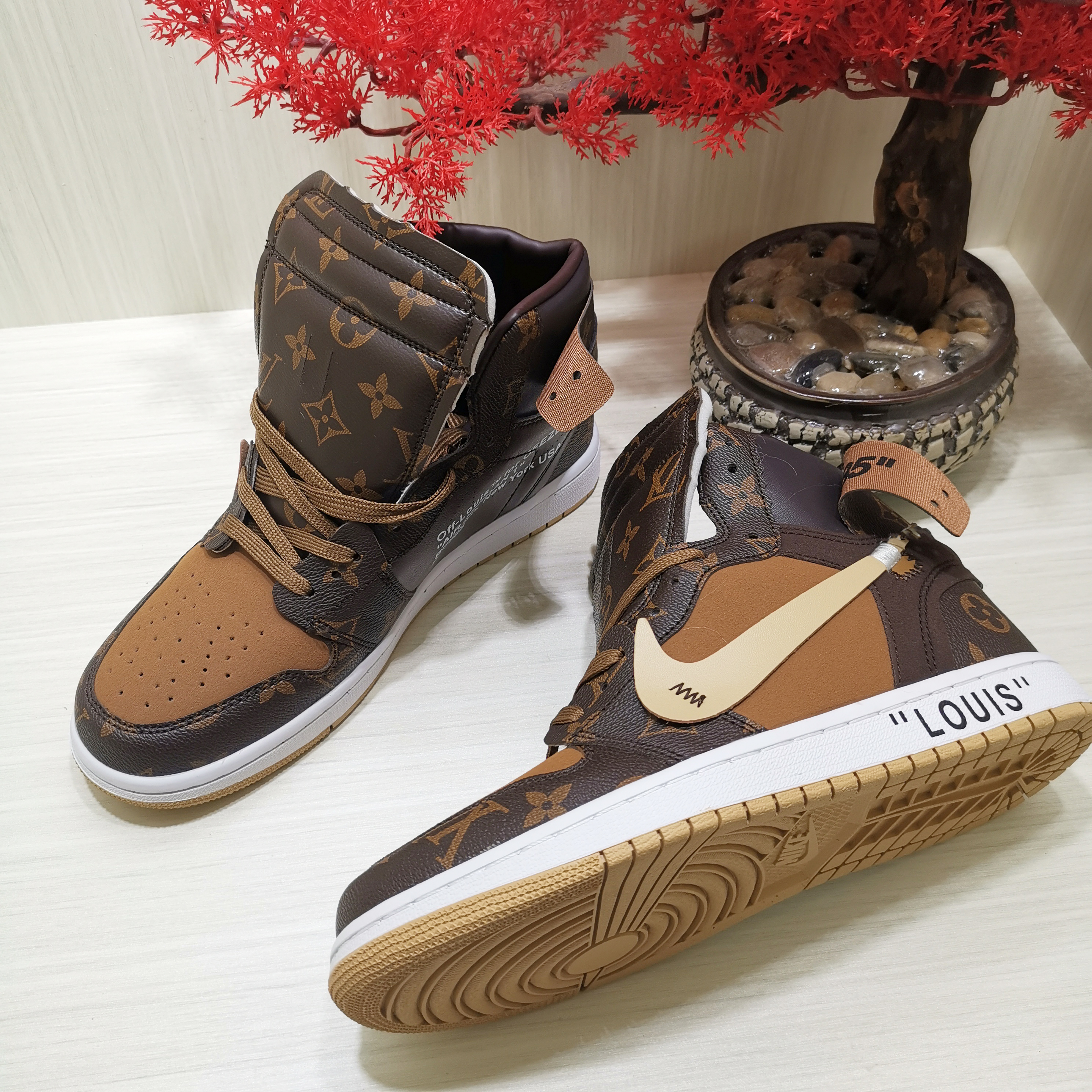 

2021 Chicago University Blue White 1s One Mens Basketball Shoes for men womens sports Air off Designer Sneakers Trainers, Buy separately without shipping