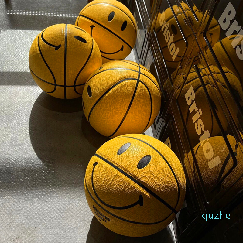 

Spalding Chinatown Market Smiley basketball 24K Black Mamba Merch ball Python Commemorative edition PU game