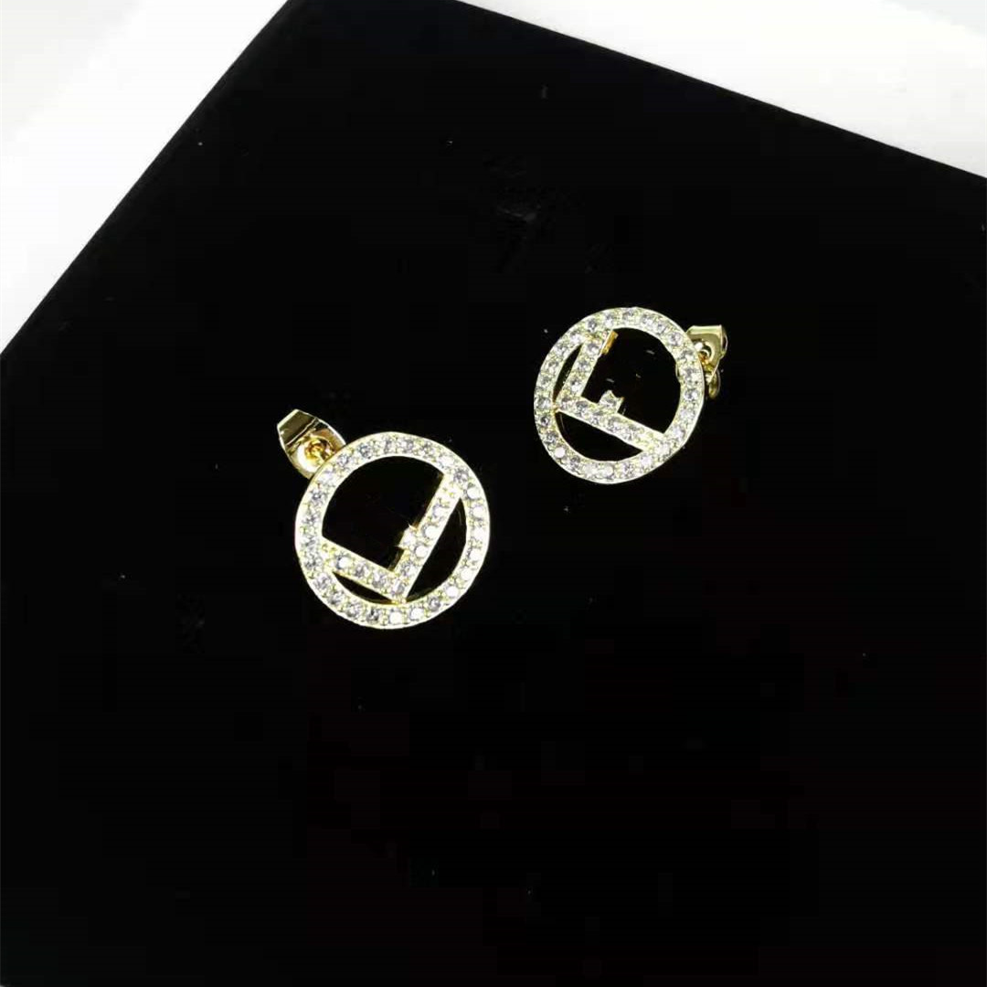

Gold Plated Top Quality Women Designer Studs Luxury Full Diamonds Stainless Steel Earrings Party Wedding Couple Jewelry