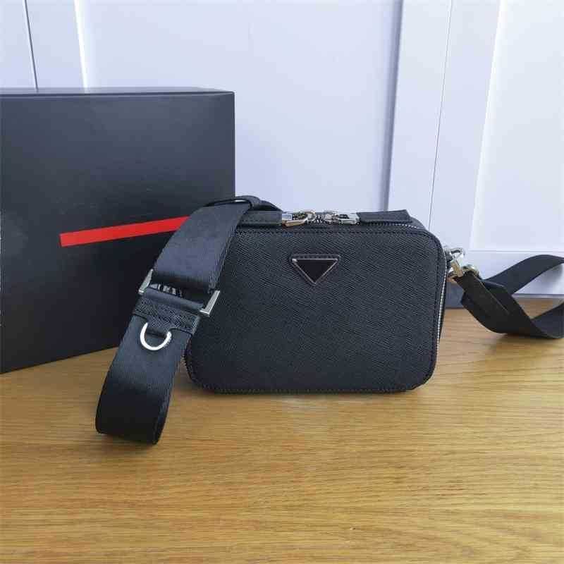 

Hanghhangbag Luxury Designer Fashion Hand Handbag Handbags Backpack Wallet Purse Shoulder Crossbody Tote Bags Mini Bag Classic Leather QBFW