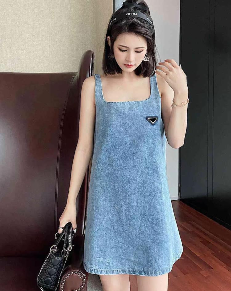 

Fashion Dress Sleeveless Tnak Sets Re-nylon Style Skirts Bag Waist-retracting Design Ball Gown Suspender Midi Dresses with Inverted Triangle, Blue