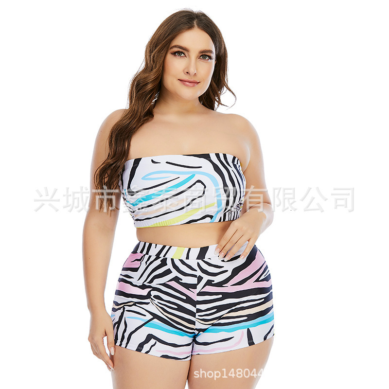 

size xintai's 21-year-old split fattened, and the swimsuit is big bikini, Black;white