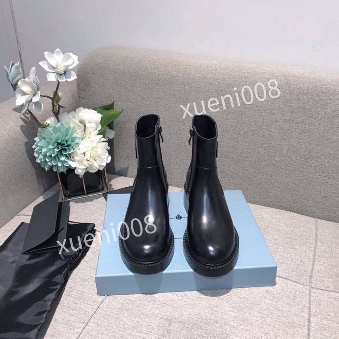 

2022 Embroidered Leather Ankle Boot with Belt Luxury Designer Boots Women Fashion Classic Martin Desert Sneakers zh211019, 01