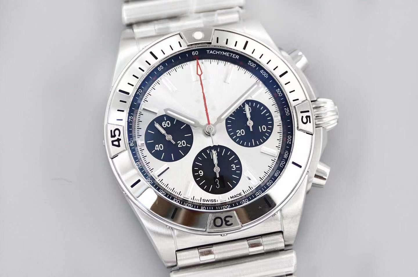 

TOP 2021 GF factory Men's multi-function watch Automatic machinery 7750 movement Size 42 mm Stainless steel watchcase Curved sapphire crysta, The extra freight