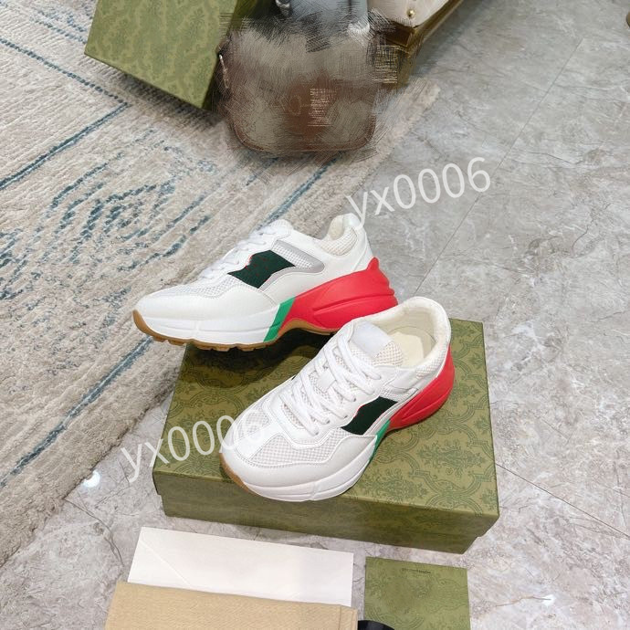 

2021 New Low Casual shoes Rhyton 35-41 top Sneaker designer Plaid pattern Platform Classic Suede Leather Sports Skateboarding Shoes Men Women Sneaker hd210703, Choose the color