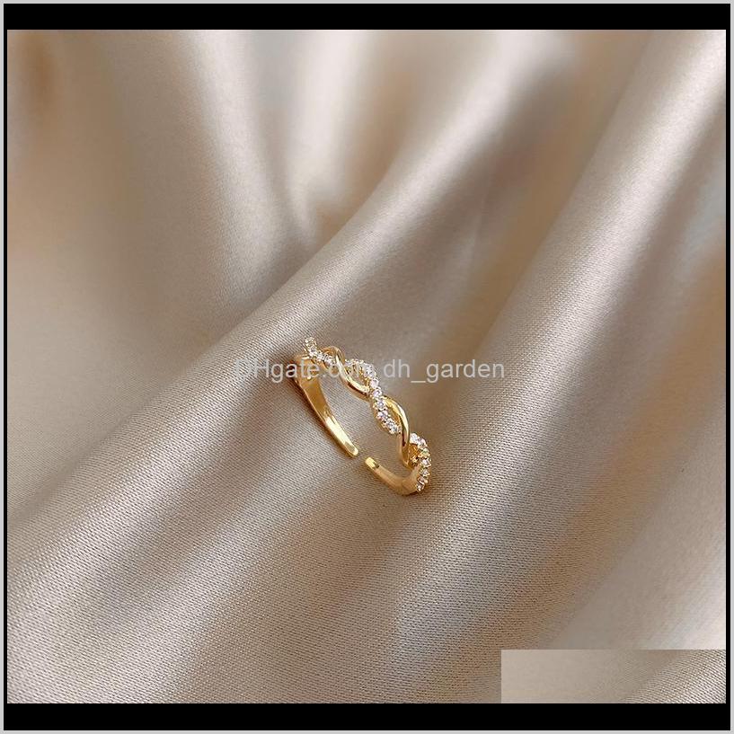 

Rings Fashion Jewelry High-End Exquisite Copper Inlaid Zircon Hollow Twisted Ring Elegant Temperament Womens Index Finger Open Cluster Drop