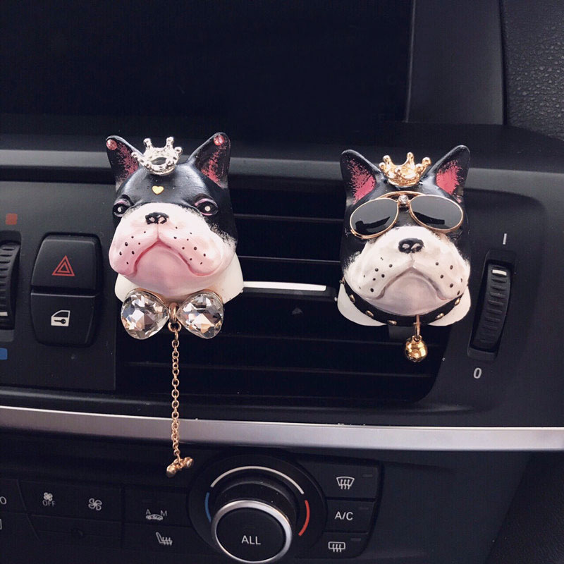 

Creative Couple Bulldog Car Air Freshener Gypsum Perfume Auto Air Conditioner Outlet Fragrance Clip Aromatherapy Decor Ornaments