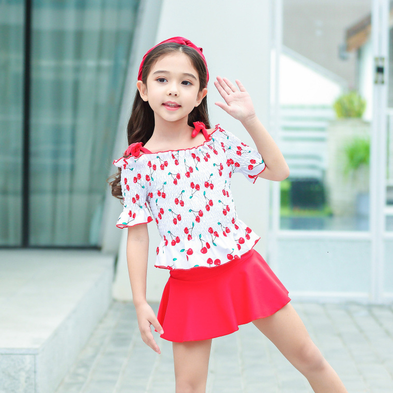 children&#039;s split New skirt girls&#039; swimsuit-image-671917072