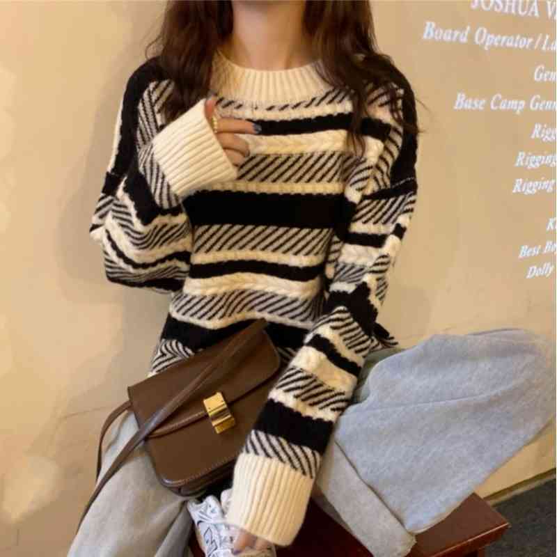 

Women's Sweaters Autumn and winter lazy retro-lazy hedging wind striped bottom mesh outdoors wear around the neck female sweater ZF56, 1# shoe box
