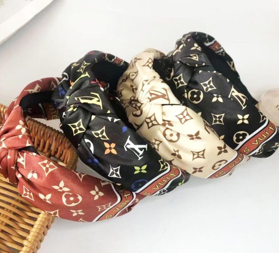 

0, Black;brown