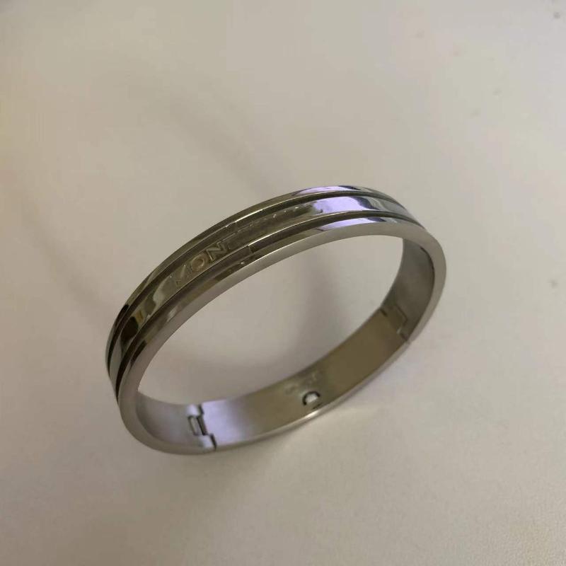 

Bangle M Stainless Steel 2022