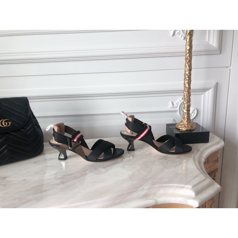 

2021 fashion High Heels Shoes Designer Women Pointed Toe Low Heel Shoess Woman Gladiaor Sandals Lady Brand Design Mesh womens Shoe with box size 35-41 -BB272, Picture color