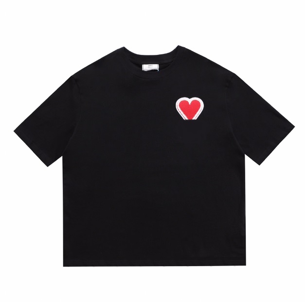

2021 Love heart embroidery Spring and summer t-shirt New Fashion Men women Paris clothes High quality cotton tee