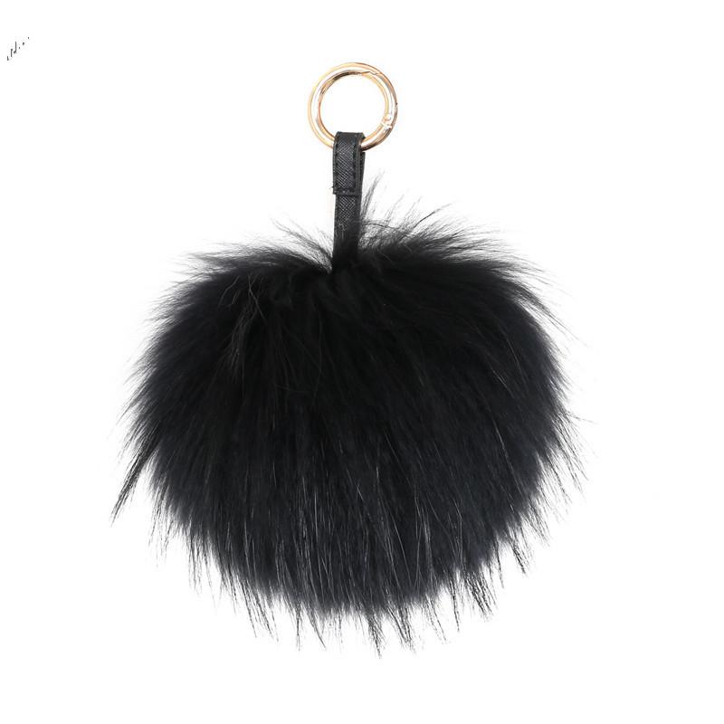 

Keychains Fluffy Real Fur Ball Keychain Puff Craft DIY Pompom Black Pom Keyring Uk Charm Women Bag Accessories Gift