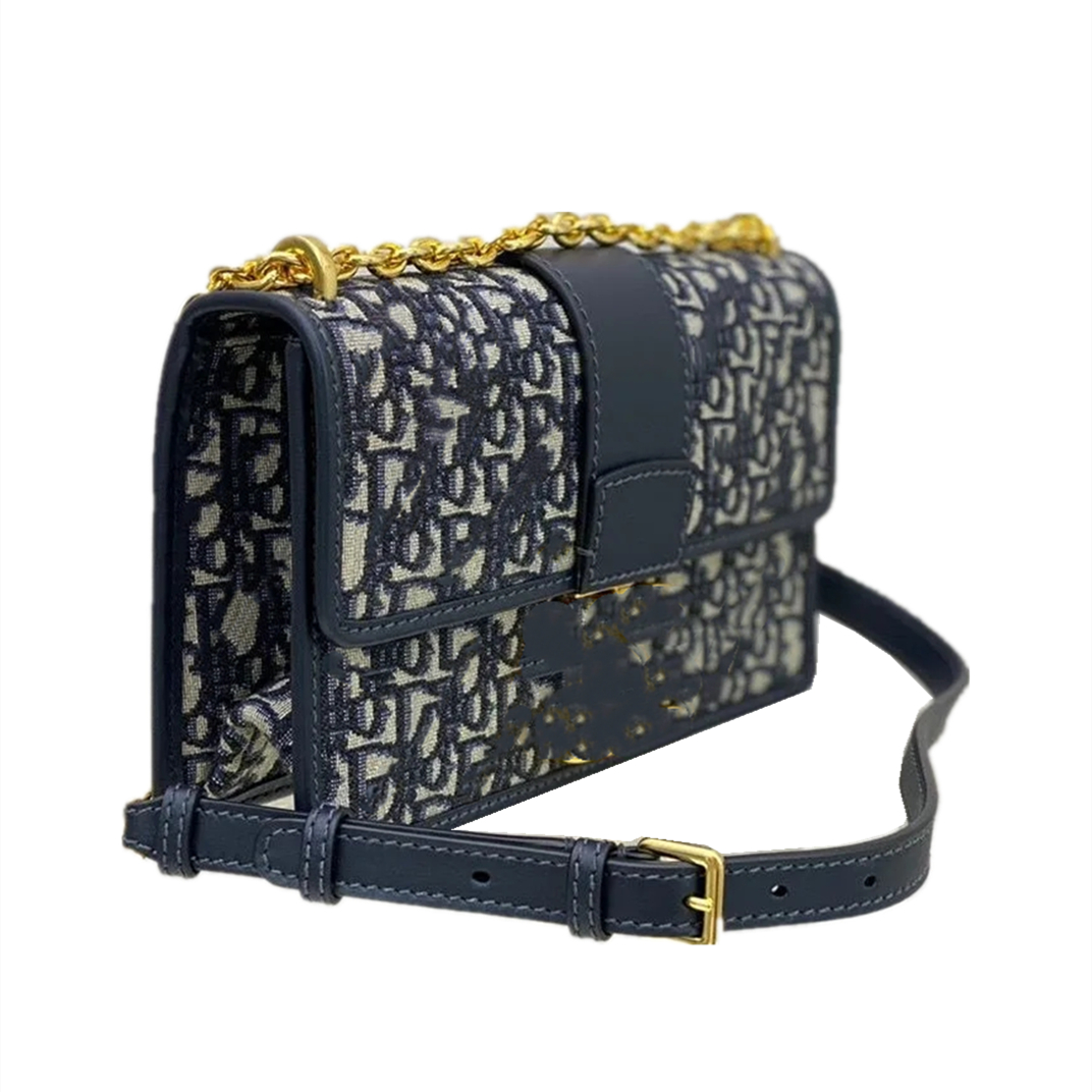 

Autumn new Mengtian bag single shoulder portable diagonal small fashion net red versatile women trend, Packing box