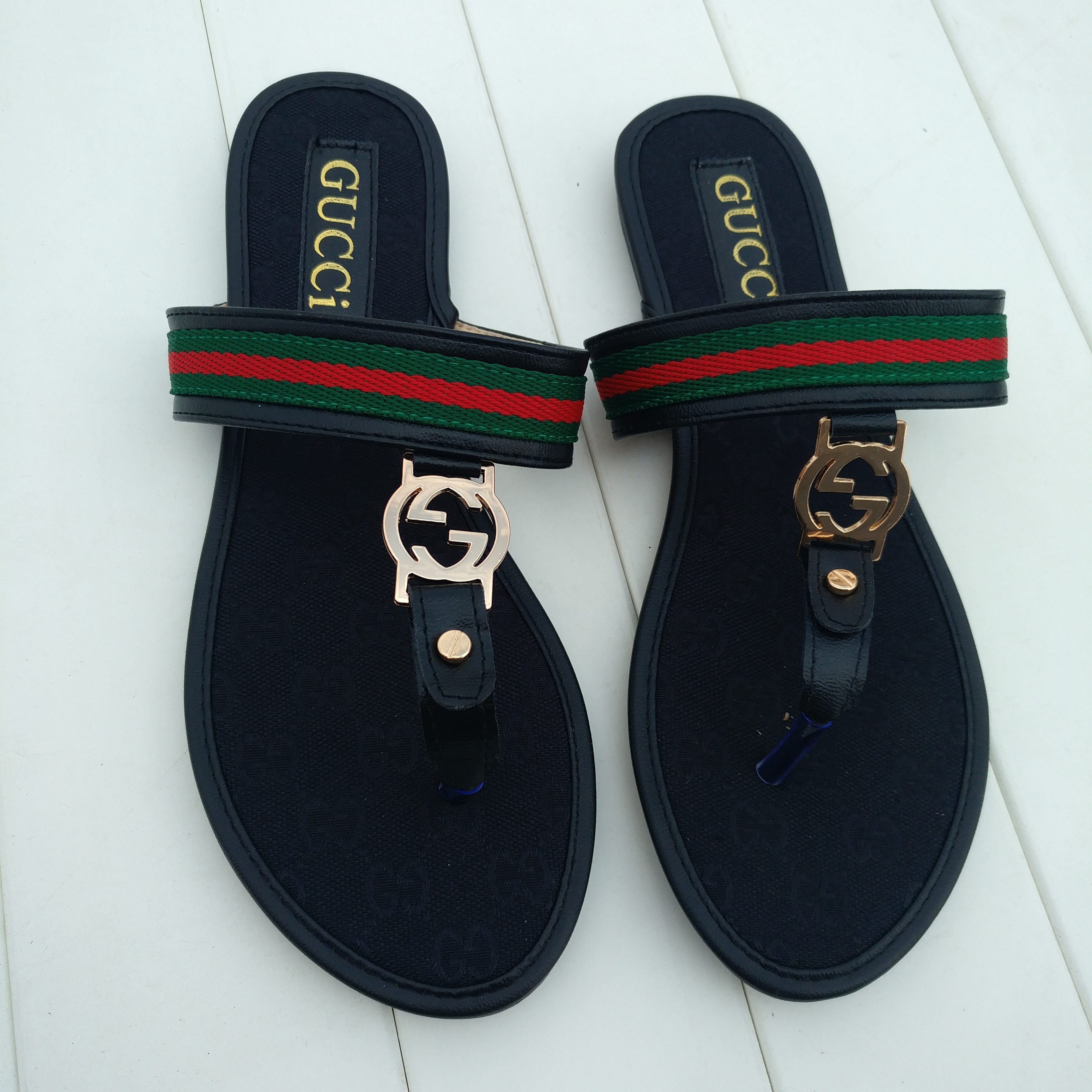 

Luxury flat sandal design embroidery black slippers Gshallow beach leisure indoor lace lock full set of accessories 35-41