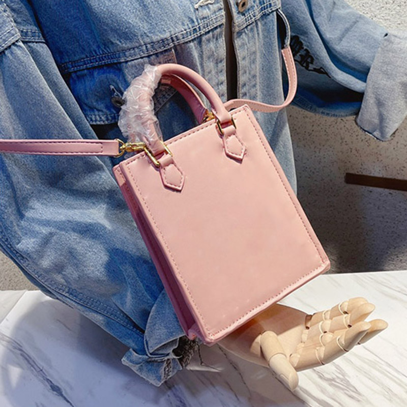 Mode femmes sac à bandoulière Luxurys Designers sac à main sacs à main pour femmes beaux sacs à bandoulière gaufrage fleur lettre imprimée avec b