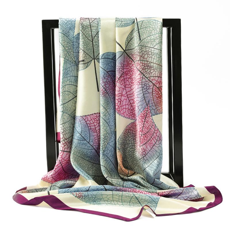 

Scarves 2021 Summer Square Bandanna Fashion Sunscreen Shawl Female 90X90CM Silk Luxury Dustproof Leaf Print Kerchief
