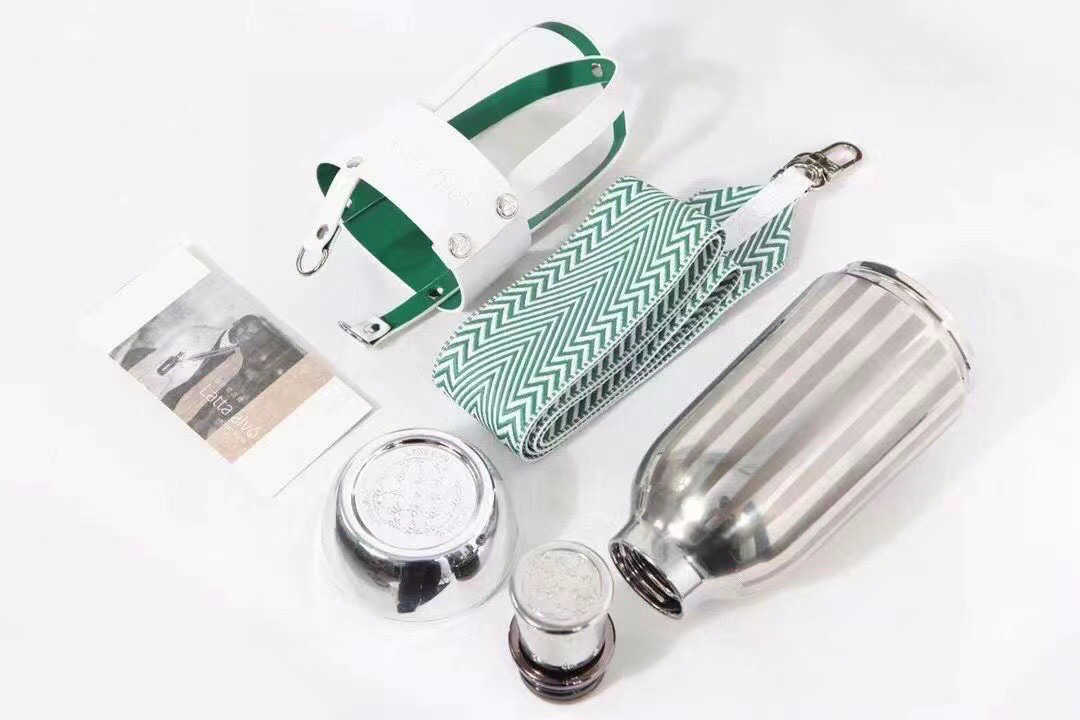 

Latta Channel Goods Alvor Thermos Cup Easy to Close Qianxi Same Cup Gift Stainless Steel Portable Strap, Gold and brown