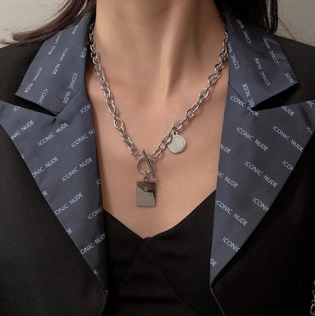 

Pendant Necklaces 2021 Single-layer Coin Chain Choker Necklace For Women And Man Silver Color Fashion Hip Hop Clavicle Jewelry