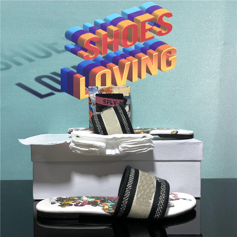 

Top Quality Fashion Mens Womens Slipper Slides Sandal shoes Summer Rubber Sandals Beach Slide Fashions Scuffs Slippers Indoor Size With Box 36-45, Gifts