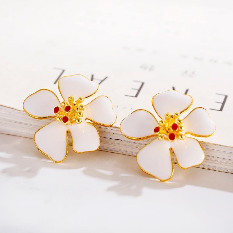 

Stud Fashionable 2022 Trend Flower Ear Earrings For Women Korean Style White Daisy Girls Jewelry, Golden;silver