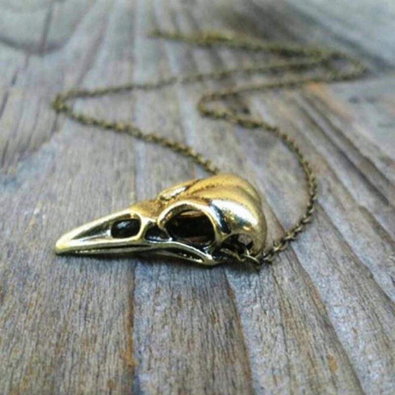 

Pendant Necklaces Non Mainstream Punk Hollow Crow Bird Head Sweater Chain Gold Skeleton Necklace For Man Gothic Hip Hop Party Gift, Silver