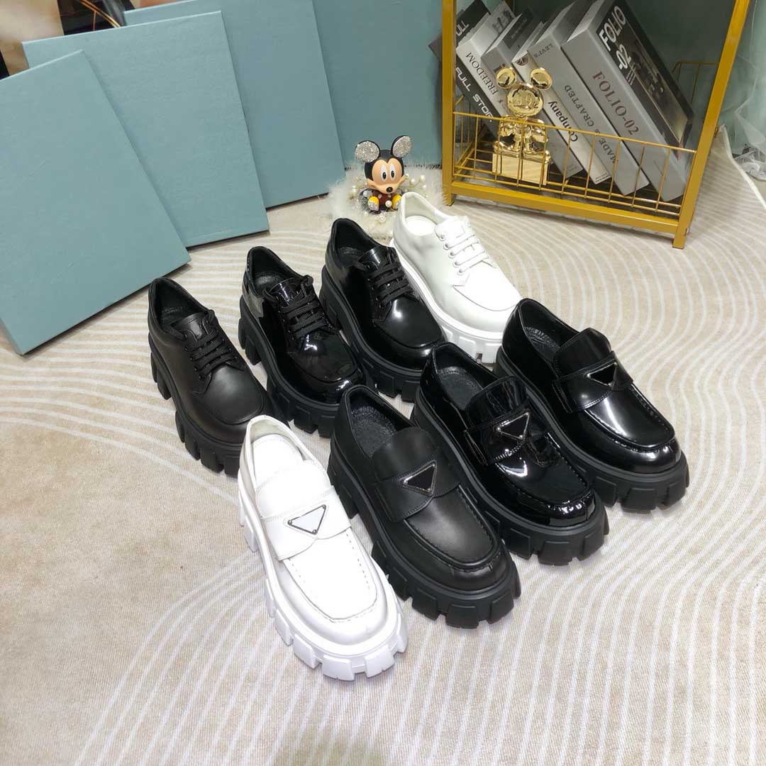 

2021 classic fashion thick boots white lace-up ankle women autumn round toe combat black platform woman shoes 35-41
