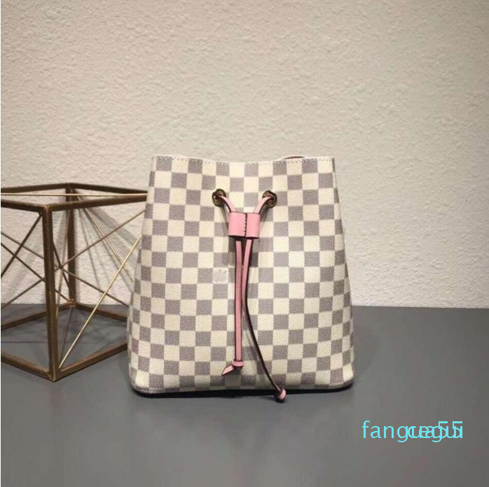 

Korean messenger bag large capacity presbyopic drawstring, White plaid