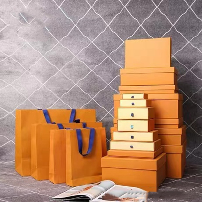 

Orange Gift Box Drawstring v Boxes Cloth Bags Display Fashion Belt Scarf Tote Bag Jewelry Necklace Bracelet Earring Keychain Pendant Retail Packaging set